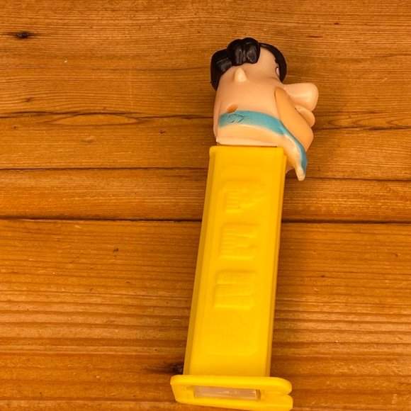 Fred Flintston Pez Dispenser - Picture 3 of 6